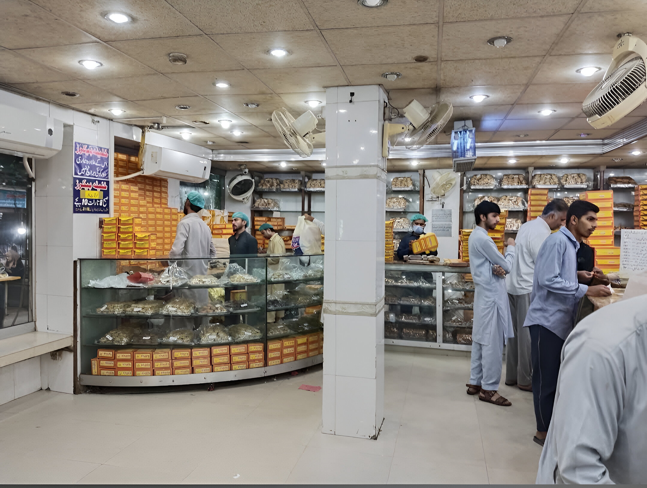 Khalifa Bakers Interior at Mochi Gate Lahore - Traditional Bakery Since 1925